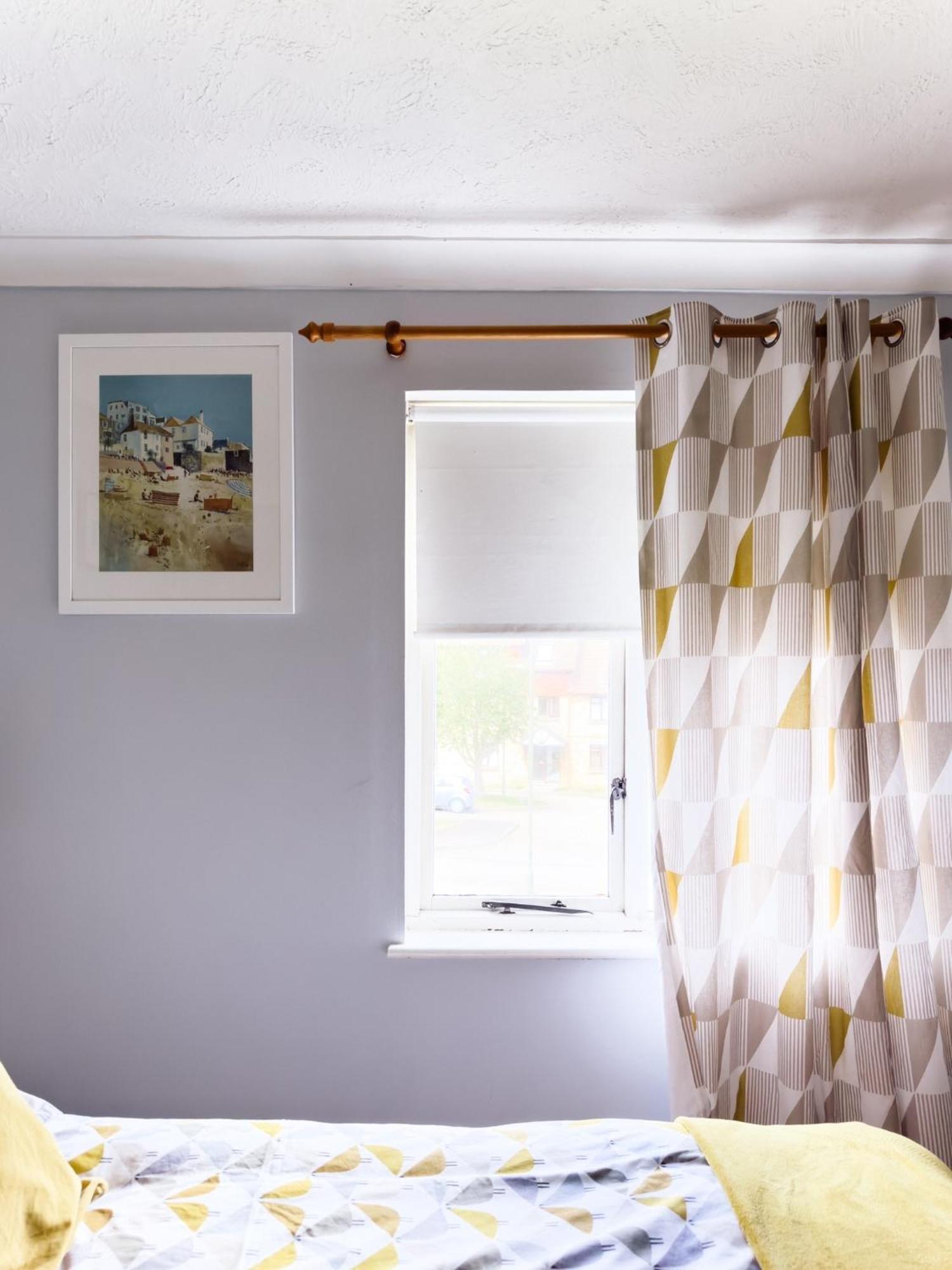 Beautiful Apartment In Guildford With Parking Send Eksteriør billede